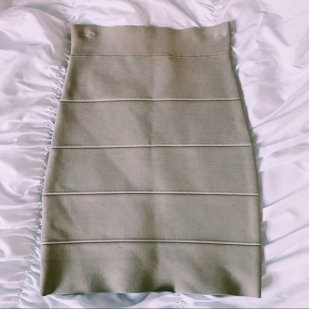 BCBGMaxAzria Tan Mini Skirt